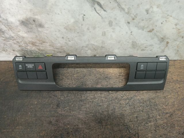 bontott VW TRANSPORTER Fűtéskapcsoló Keret