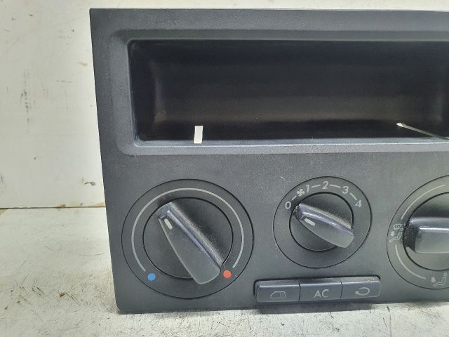 bontott VW TRANSPORTER Fűtéskapcsoló (manuális klímás)