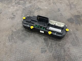 bontott VW TRANSPORTER Fűtéskapcsoló (manuális klímás)