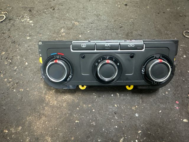 bontott VW TRANSPORTER Fűtéskapcsoló (manuális klímás)