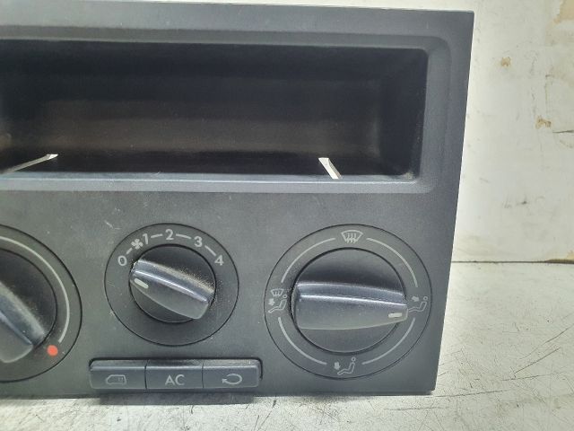 bontott VW TRANSPORTER Fűtéskapcsoló (manuális klímás)