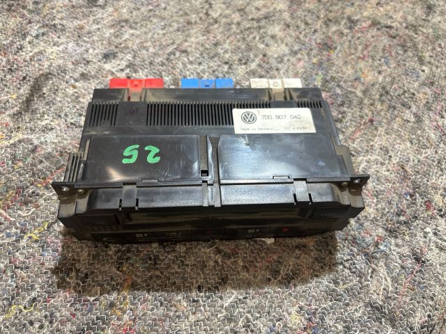 bontott VW TRANSPORTER Fűtéskapcsoló (Nem klímás)