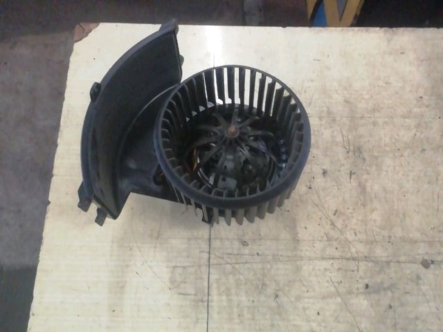 bontott VW TRANSPORTER Fűtőmotor (Klímás)