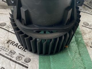 bontott VW TRANSPORTER Fűtőmotor (Nem klímás)