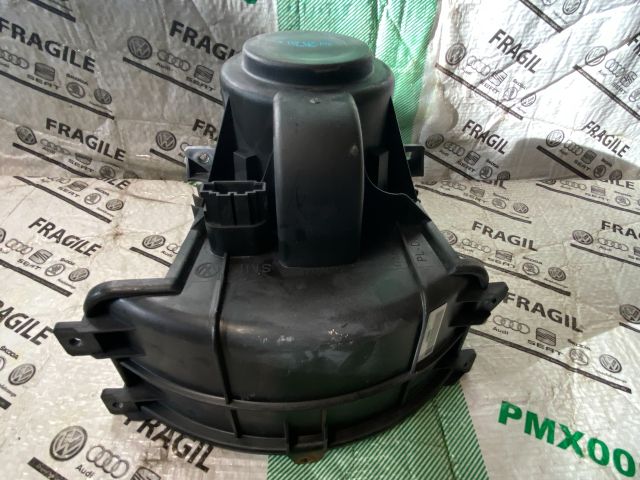 bontott VW TRANSPORTER Fűtőmotor (Nem klímás)