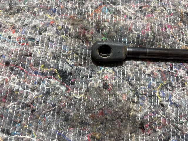 bontott VW TRANSPORTER Gázrugós Kitámasztó Teleszkóp Csomagtérajtó Bal