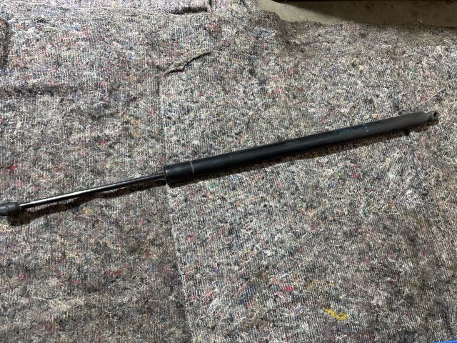 bontott VW TRANSPORTER Gázrugós Kitámasztó Teleszkóp Csomagtérajtó Jobb