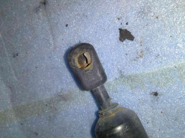 bontott VW TRANSPORTER Gázrugós Kitámasztó Teleszkóp Csomagtérajtó (Pozíciófüggetlen)