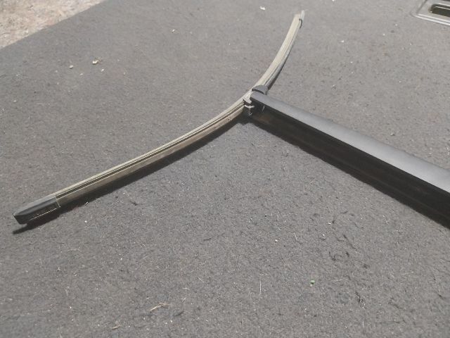 bontott VW TRANSPORTER Hátsó Ablaktörlő Kar