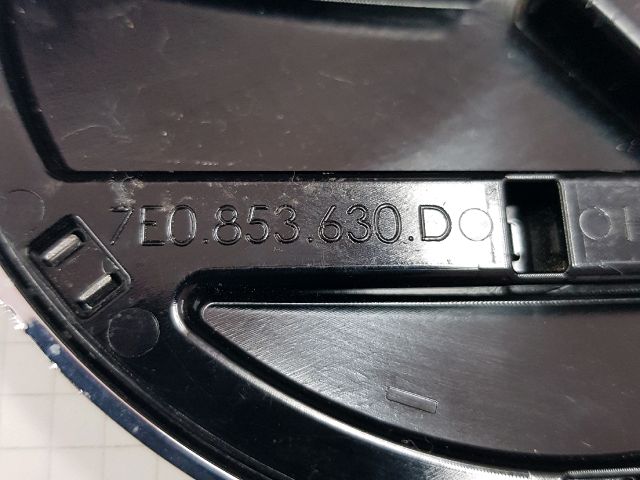 bontott VW TRANSPORTER Hátsó Embléma