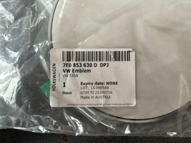 bontott VW TRANSPORTER Hátsó Embléma