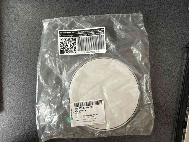 bontott VW TRANSPORTER Hátsó Embléma