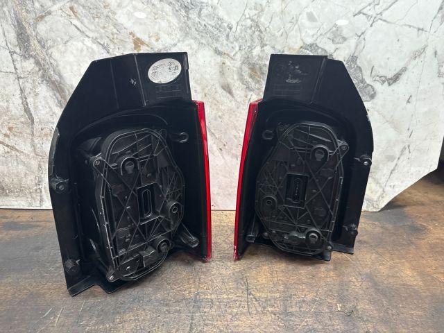 bontott VW TRANSPORTER Hátsó Lámpa Szett