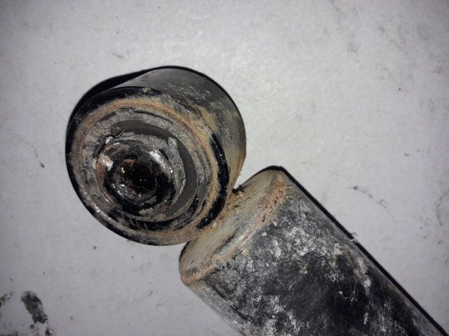 bontott VW TRANSPORTER Hátsó Lengéscsillapító (Pozíciófüggetlen)