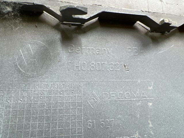 bontott VW TRANSPORTER Hátsó Lökhárító Felső