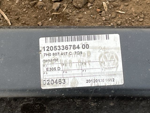 bontott VW TRANSPORTER Hátsó Lökhárító Merevítő (Fém)