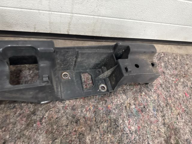 bontott VW TRANSPORTER Hátsó Lökhárító Merevítő (Fém)