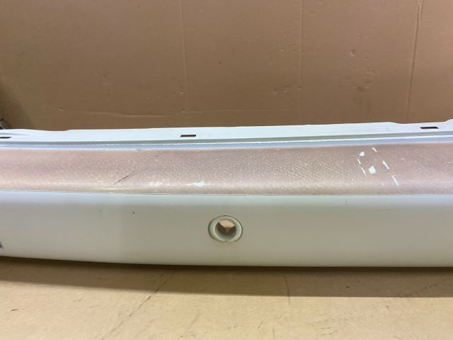 bontott VW TRANSPORTER Hátsó Lökhárító (Üresen)