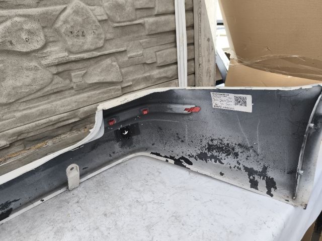 bontott VW TRANSPORTER Hátsó Lökhárító (Üresen)