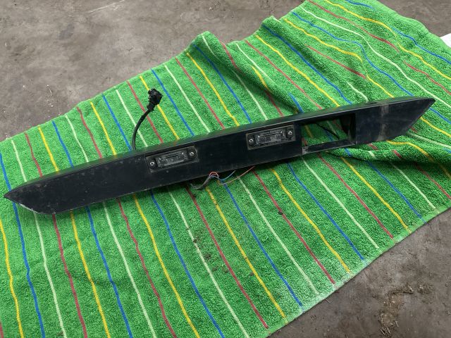 bontott VW TRANSPORTER Hátsó Rendszámtábla Világítás