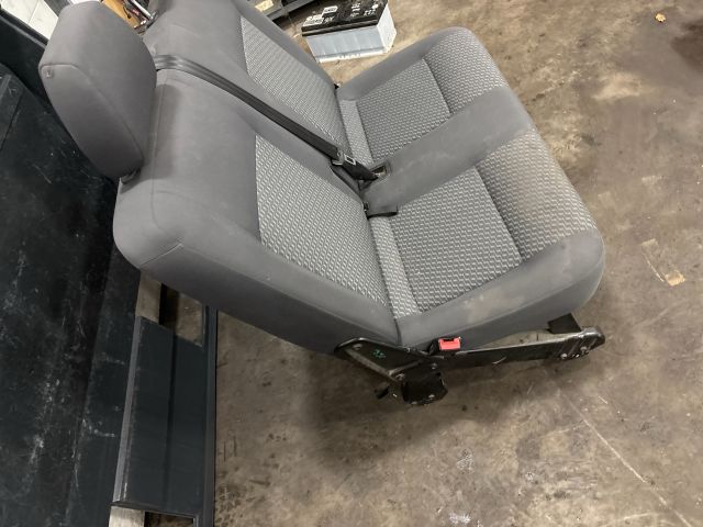 bontott VW TRANSPORTER Hátsó Ülés Szett