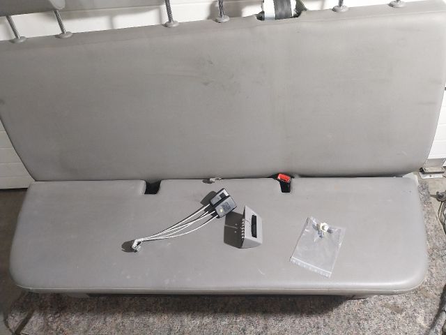 bontott VW TRANSPORTER Hátsó Ülés Szett