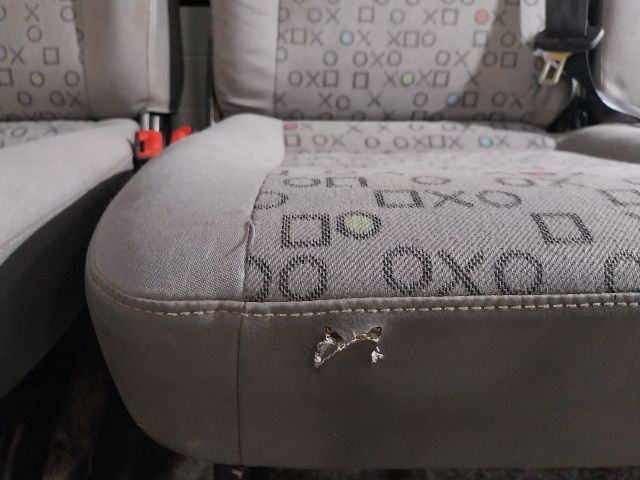 bontott VW TRANSPORTER Hátsó Ülés Szett