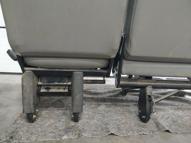 bontott VW TRANSPORTER Hátsó Ülés Szett