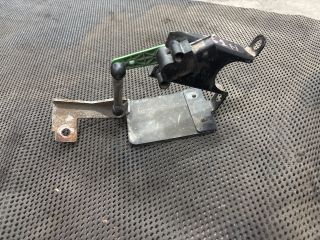 bontott VW TRANSPORTER Hátsó Xenon Szintszabályzó Jeladó