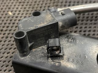 bontott VW TRANSPORTER Hátsó Xenon Szintszabályzó Jeladó