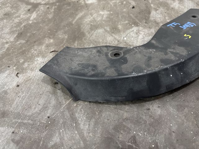 bontott VW TRANSPORTER Homlokfal Burkolat