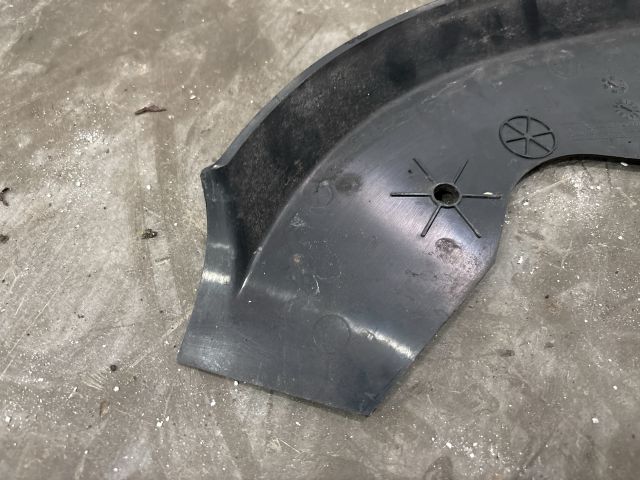 bontott VW TRANSPORTER Homlokfal Burkolat