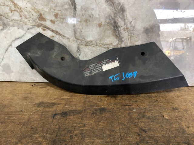 bontott VW TRANSPORTER Homlokfal Burkolat