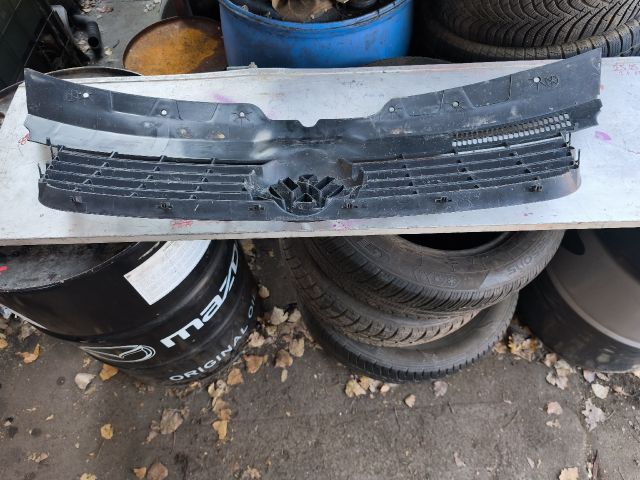 bontott VW TRANSPORTER Hűtőrács