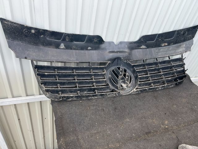 bontott VW TRANSPORTER Hűtőrács