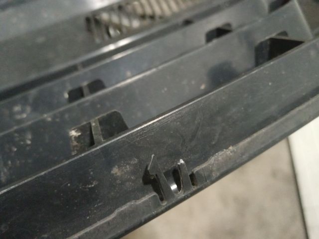 bontott VW TRANSPORTER Hűtőrács