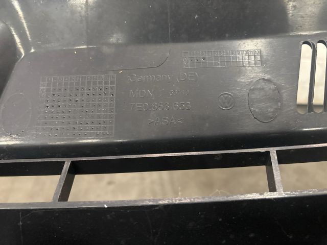 bontott VW TRANSPORTER Hűtőrács