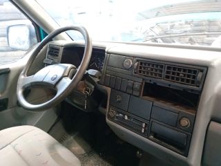 bontott VW TRANSPORTER Hűtőrács