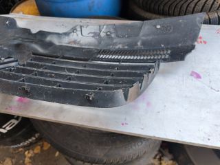 bontott VW TRANSPORTER Hűtőrács