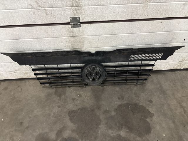 bontott VW TRANSPORTER Hűtőrács