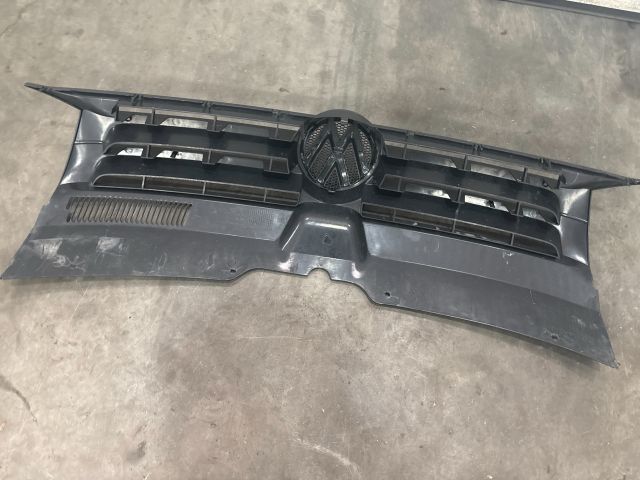 bontott VW TRANSPORTER Hűtőrács