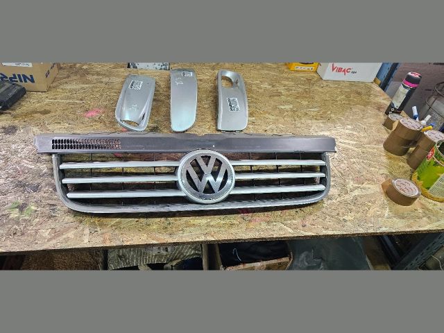 bontott VW TRANSPORTER Hűtőrács