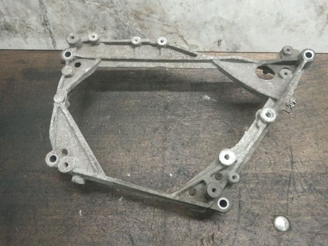 bontott VW TRANSPORTER Intercooler Tartó