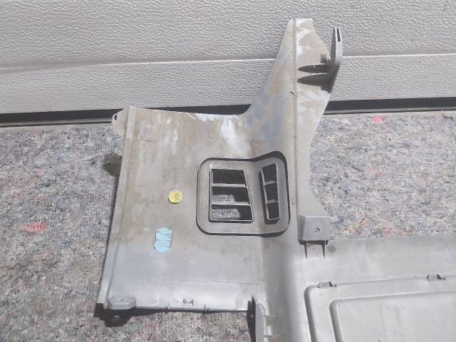 bontott VW TRANSPORTER Jobb Alsó Műszerfal Burkolat