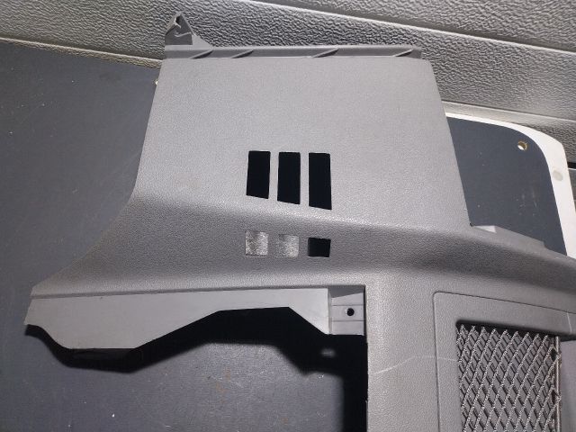 bontott VW TRANSPORTER Jobb Alsó Műszerfal Burkolat