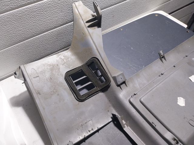 bontott VW TRANSPORTER Jobb Alsó Műszerfal Burkolat