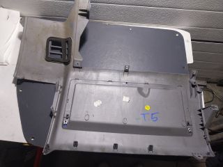 bontott VW TRANSPORTER Jobb Alsó Műszerfal Burkolat