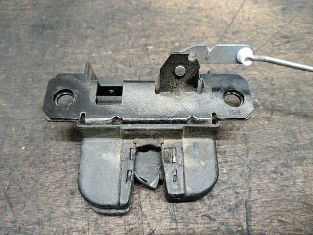 bontott VW TRANSPORTER Jobb Csomagtérajtó Zárszerkezet