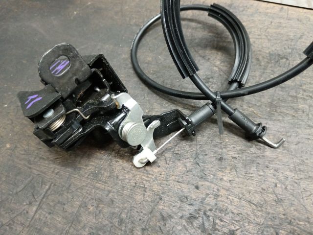 bontott VW TRANSPORTER Jobb Csomagtérajtó Zárszerkezet