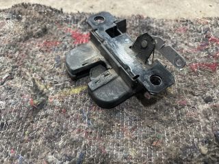 bontott VW TRANSPORTER Jobb Csomagtérajtó Zárszerkezet